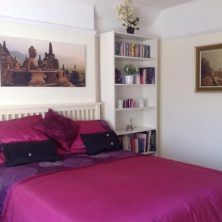 Shepperton Guesthouse Esterno foto